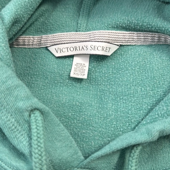 Victoria’s Secret hoodie bundle (4) - Picture 5 of 17